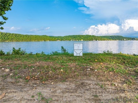 Lakefront Land in Kamden Estates