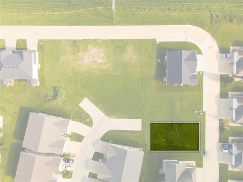 Land/Lot/Farm, Cedar Rapids, IA