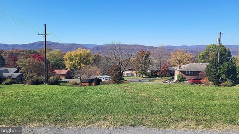 Land in Cumberland, Maryland
