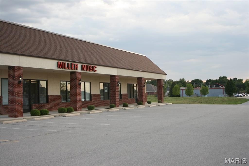 Millstone Plaza Retail Opportunity