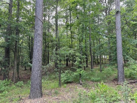 LAND - Broken Bow, OK