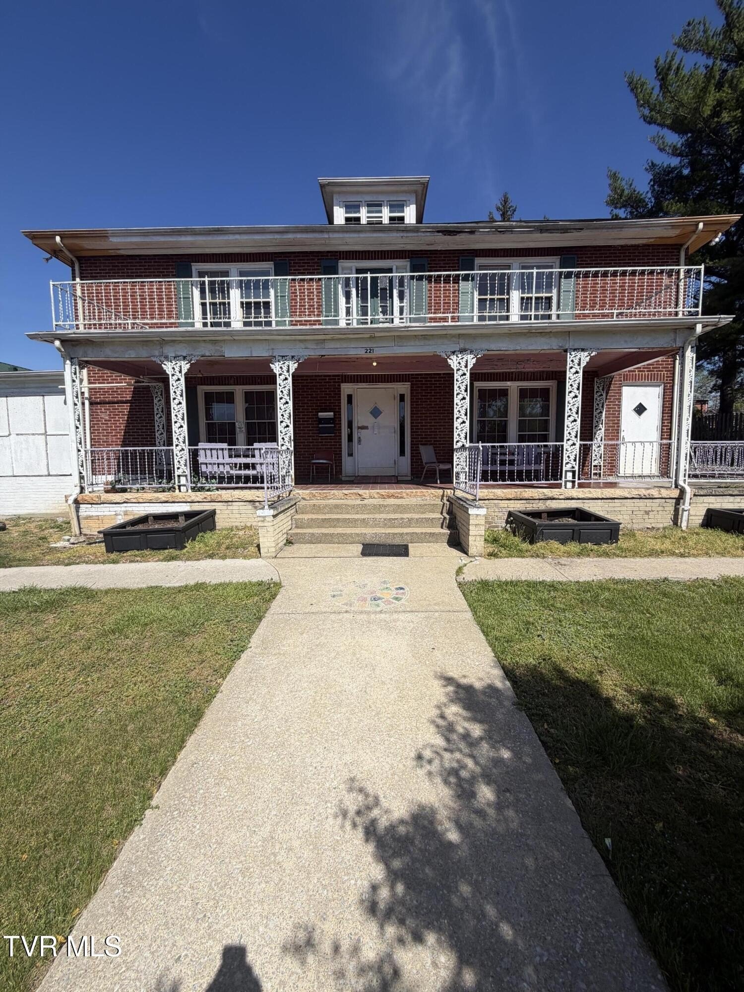 Downtown Marion Commercial Opportunity
