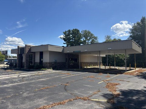Move-In Ready Benton Harbor Office