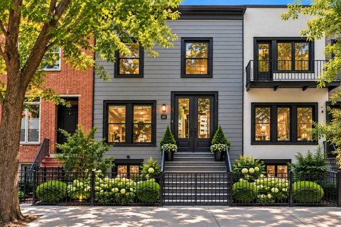 Duplex with Garden Apartment