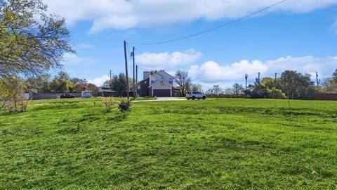 Residential Lot in Garza Lake