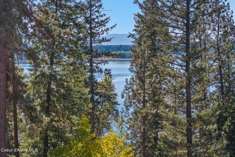 Hauser Lake View Lot