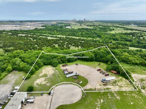Industrial Land Secured Drop Yard
