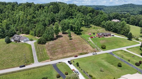 LAND - London, KY