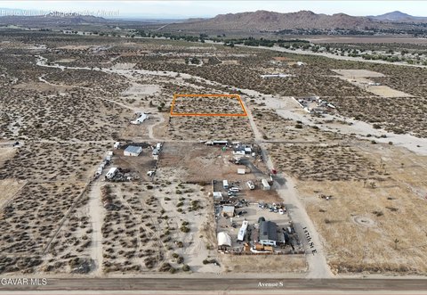 Land, Littlerock, CA