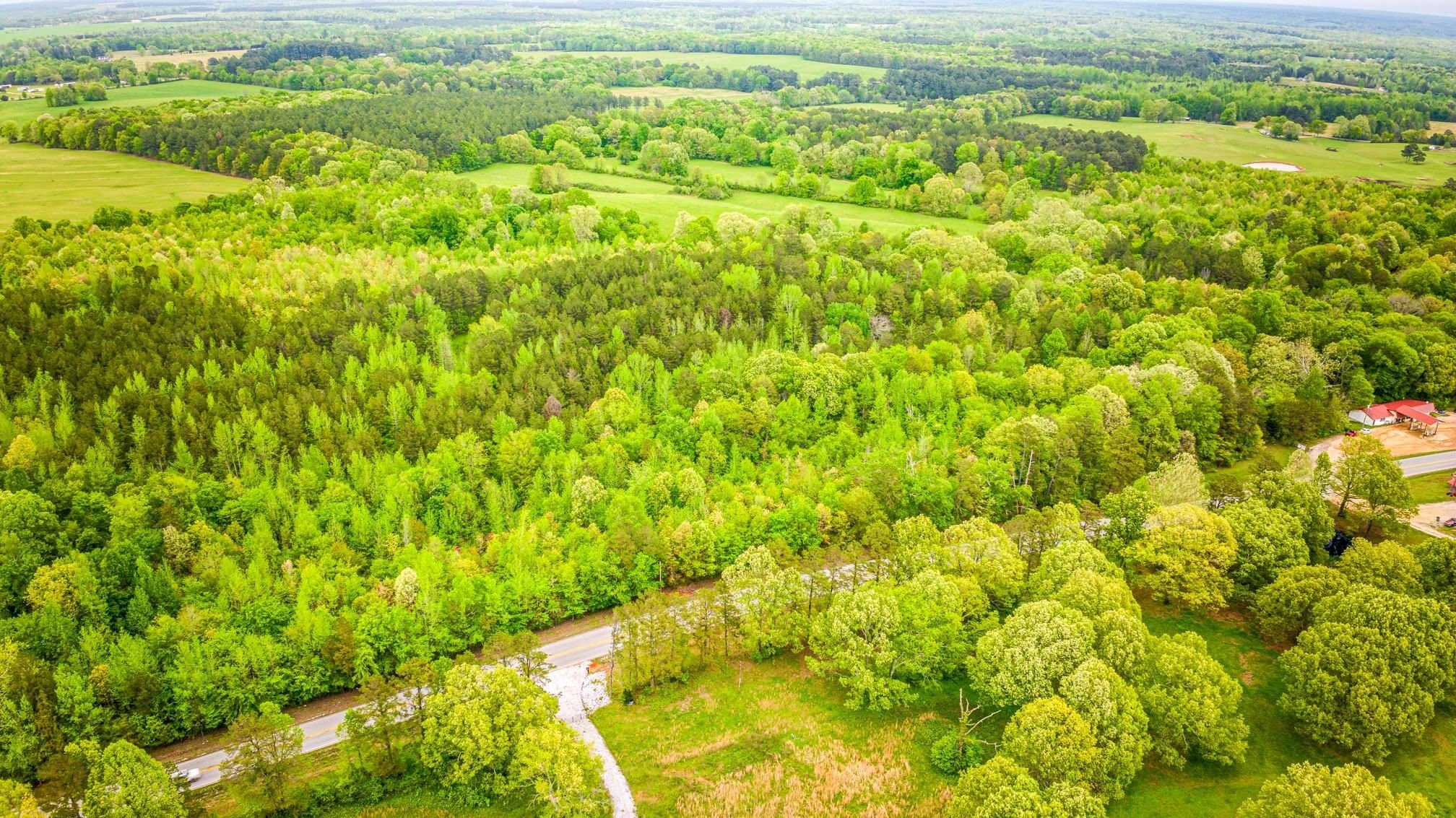 Unrestricted Land in Waterloo, AL