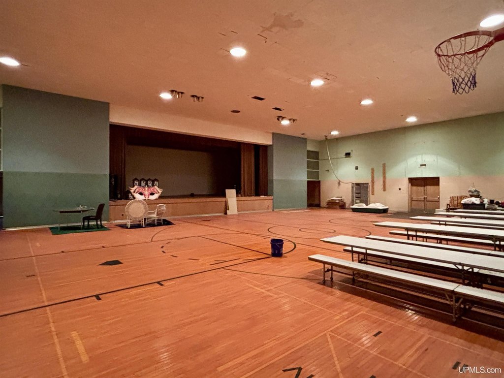Picture 19