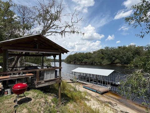 LAND - OLD TOWN, FL