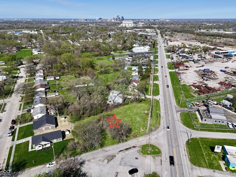 Residential Corner Lot in Indianapolis