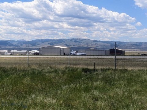 Airport-Adjacent Aviation Land