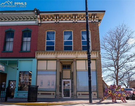 Corner Building in Downtown Canon
