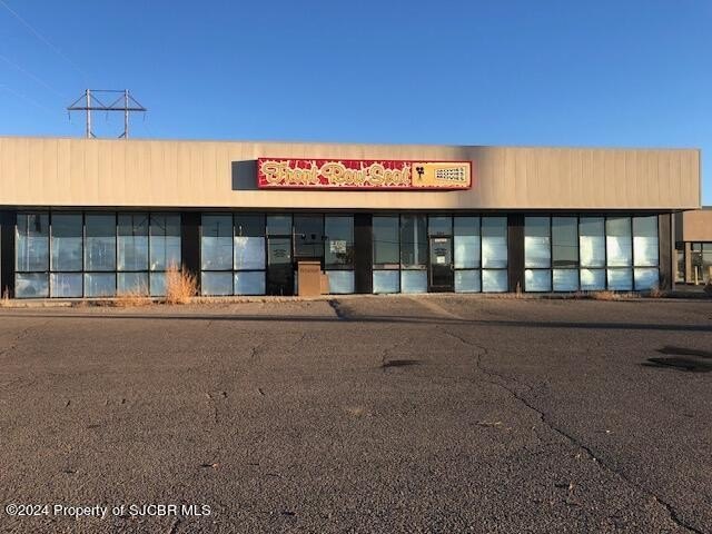 Bloomfield Commercial Property For Sale