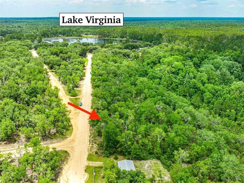 Residential Land in Interlachen, FL