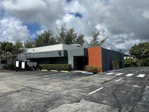 Class A Warehouse and Production Studio