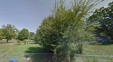 Spacious Lot in East Camden