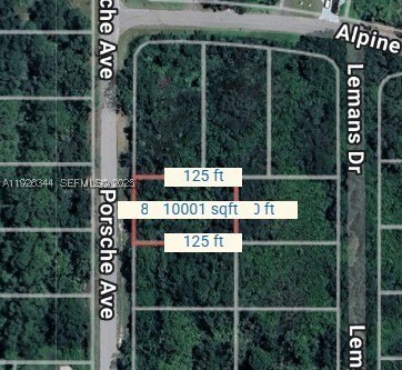Vacant R1A-Zoned Lot in Sebring