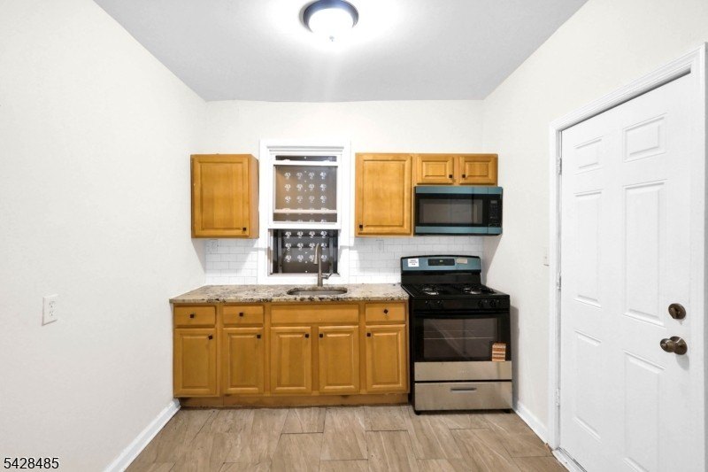 Picture 19