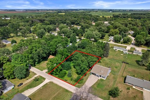 LAND - Janesville, WI