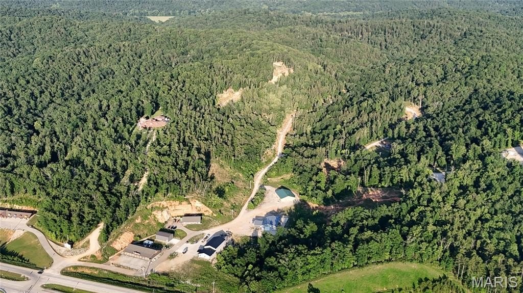 Secluded Land in Van Buren