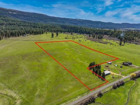 Meadows Valley Land with Views