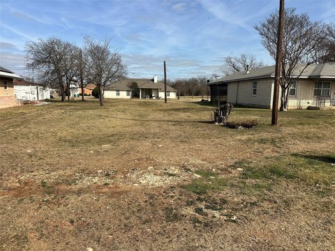 Vacant Lot in McGregor, Texas