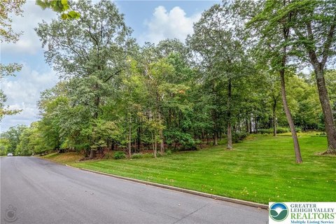 Weyhill Woods Wooded Parcel