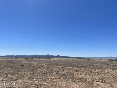 Land Parcel in Paulden, Arizona