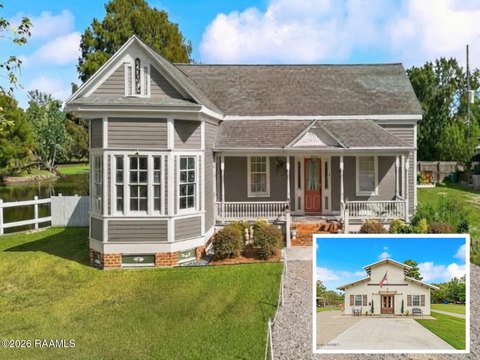 Mixed-Use Property with Barn Apartment