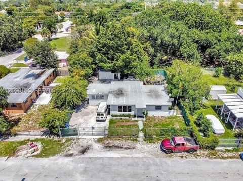 Land, Miami, FL