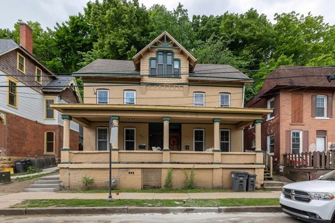 Income-Producing Duplex in Dubuque, IA
