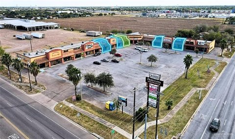 San Juan Retail Space Available