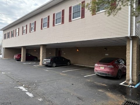 Medical Office Condo with Exam Rooms