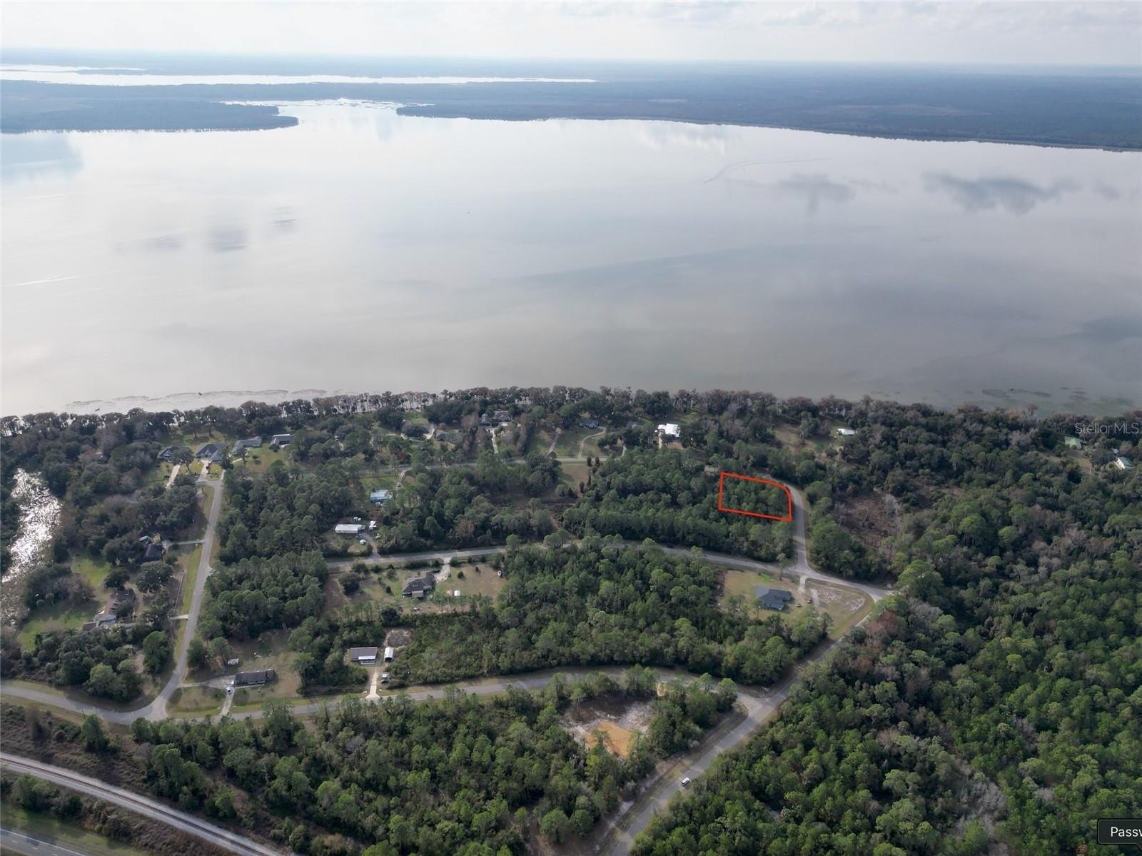 Buildable Lot Near Lake Lochloosa