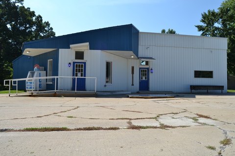 Restaurant/Retail Opportunity in Farmer City