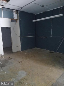 Retail Space in Millville, NJ