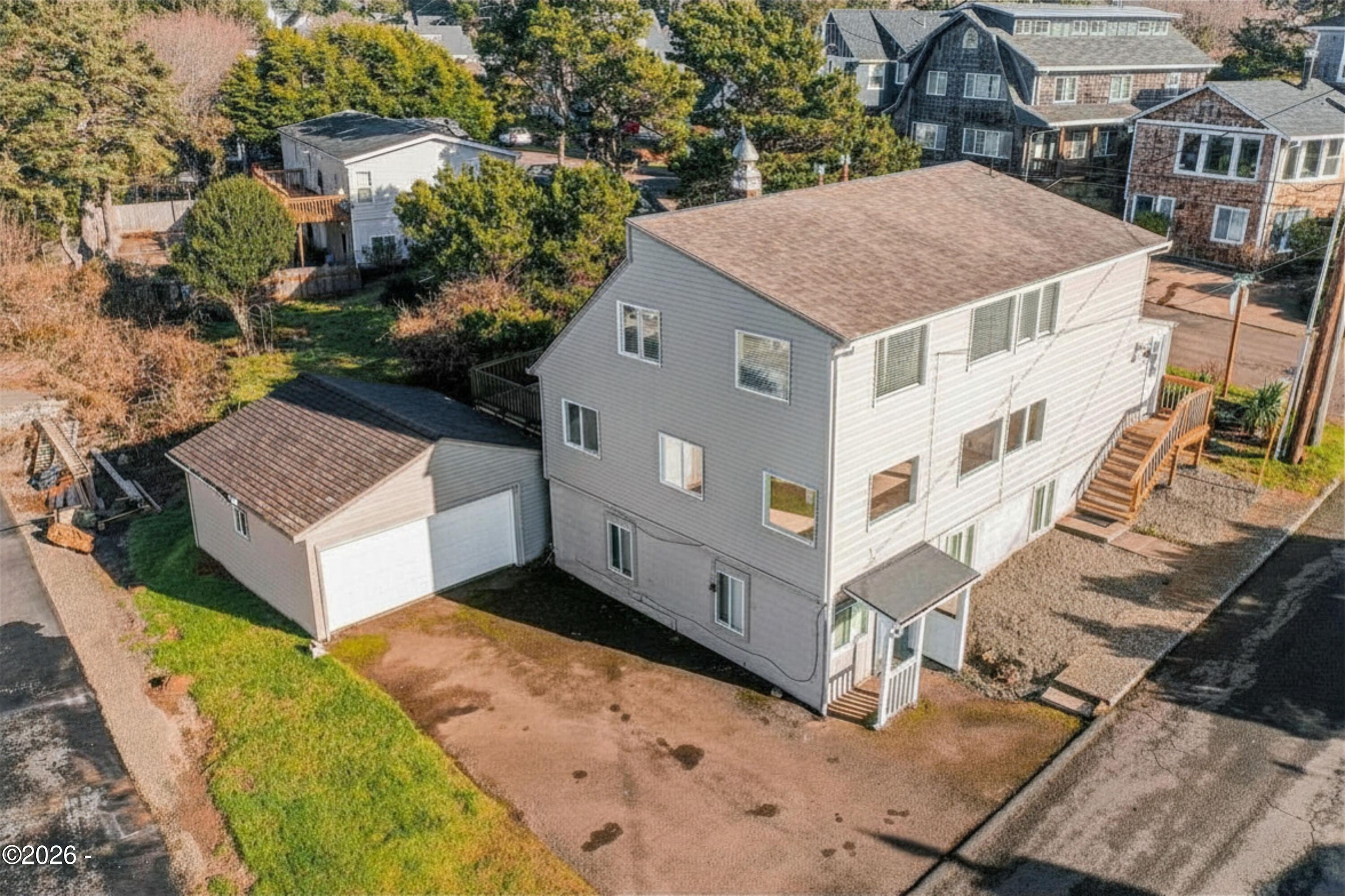 Oceanview Triplex in Lincoln City