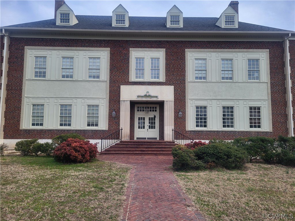 Office Spaces Available in Hopewell