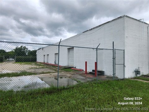 Fayetteville Warehouse with Bay Doors