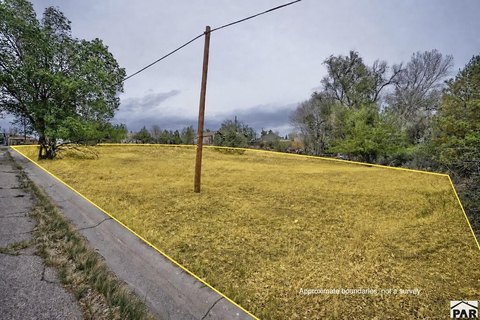 Land, Walsenburg, CO