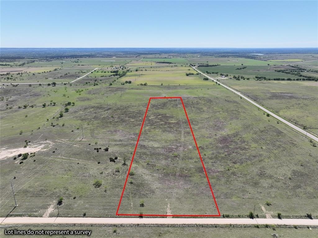 Unrestricted Land in Jonesboro, TX