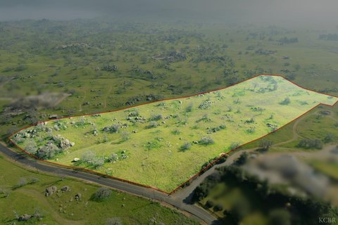 20-Acre Homesite in Quail Oaks