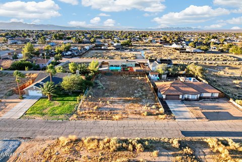 Land, California City, CA