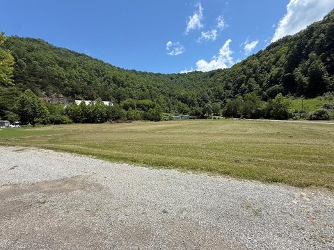 LAND - Harold, KY