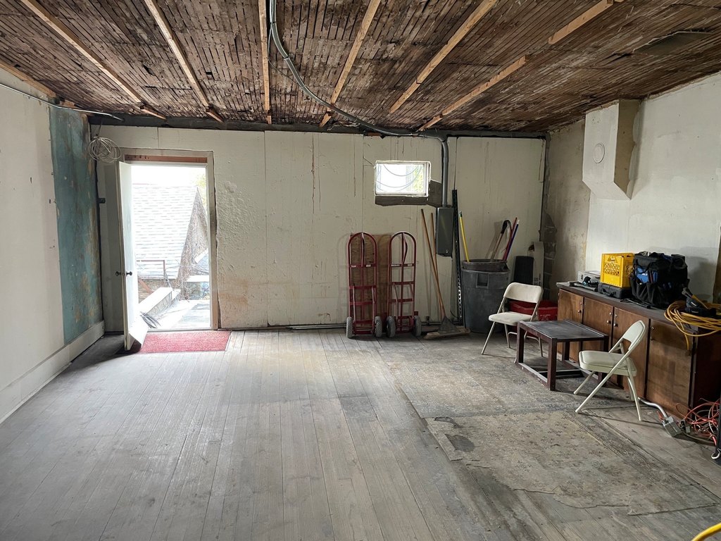 Picture 10