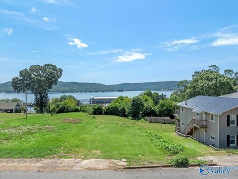 Guntersville Land with Channel View
