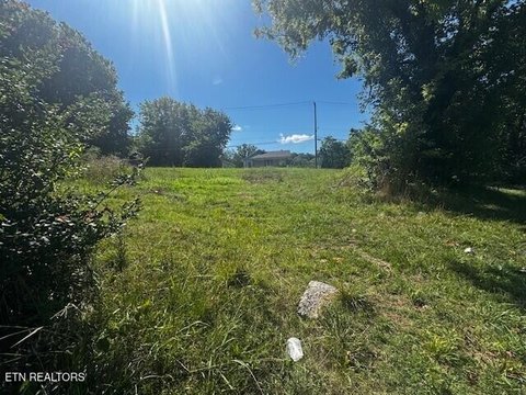 LAND - Knoxville, TN